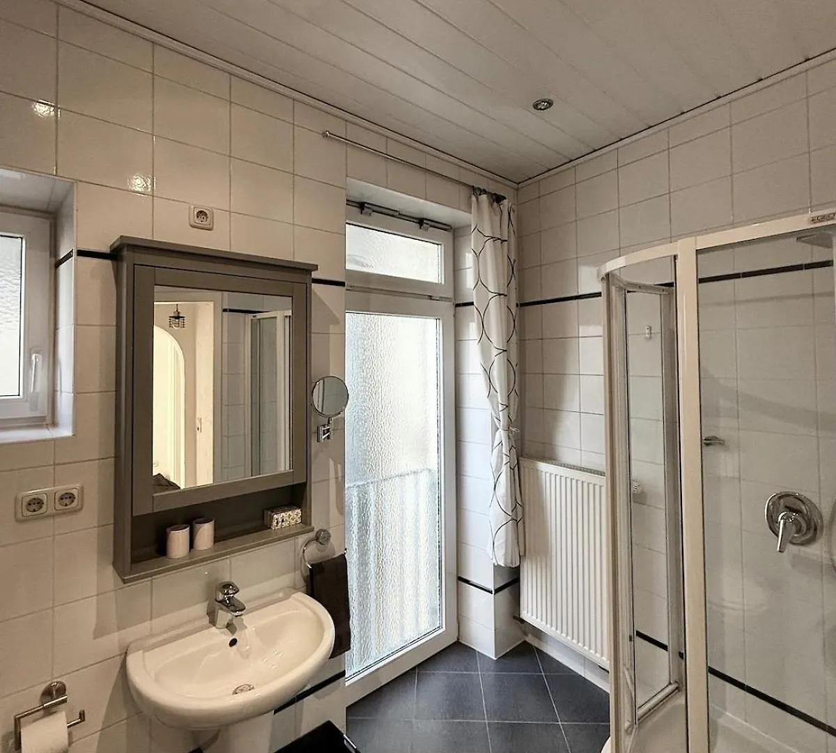 Elegante Jugendstil-Wohnung - Ruhige Lage Naehe Hbf Augsburg Apartment